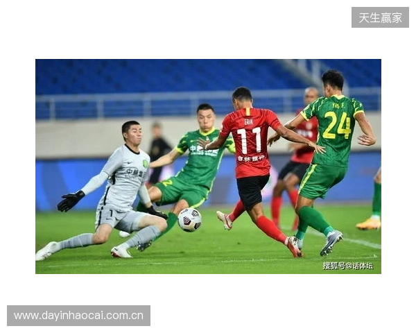 半场-国安0-0蓉城 王子铭包抄踢空失空门 韦世豪报复性铲球染黄 半场-国安0-0蓉城 王子铭包抄踢空失空门 韦世豪报复性铲球染黄